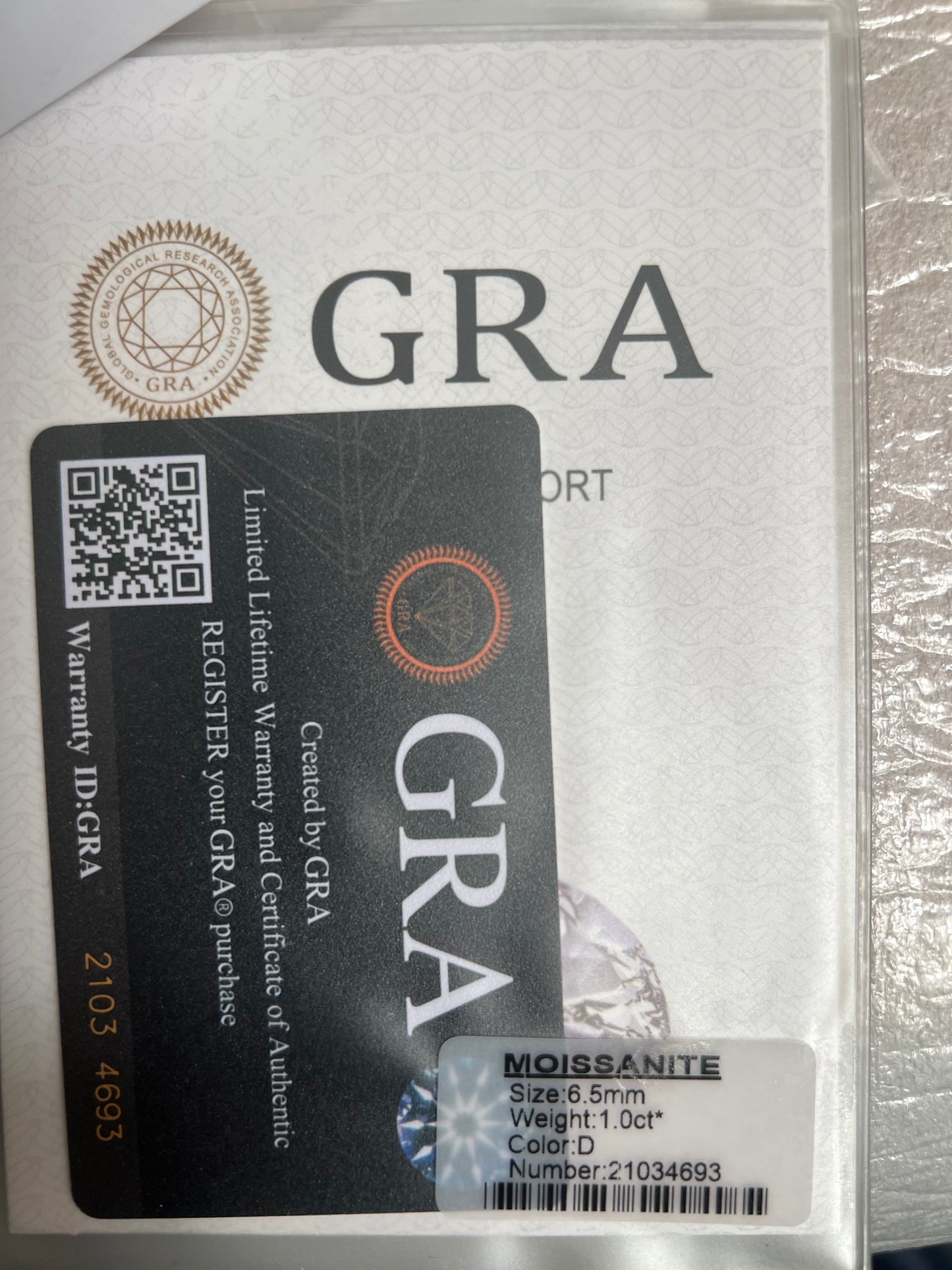 Brilliant Sparkle: 1 Carat D Color Moissanite Earrings