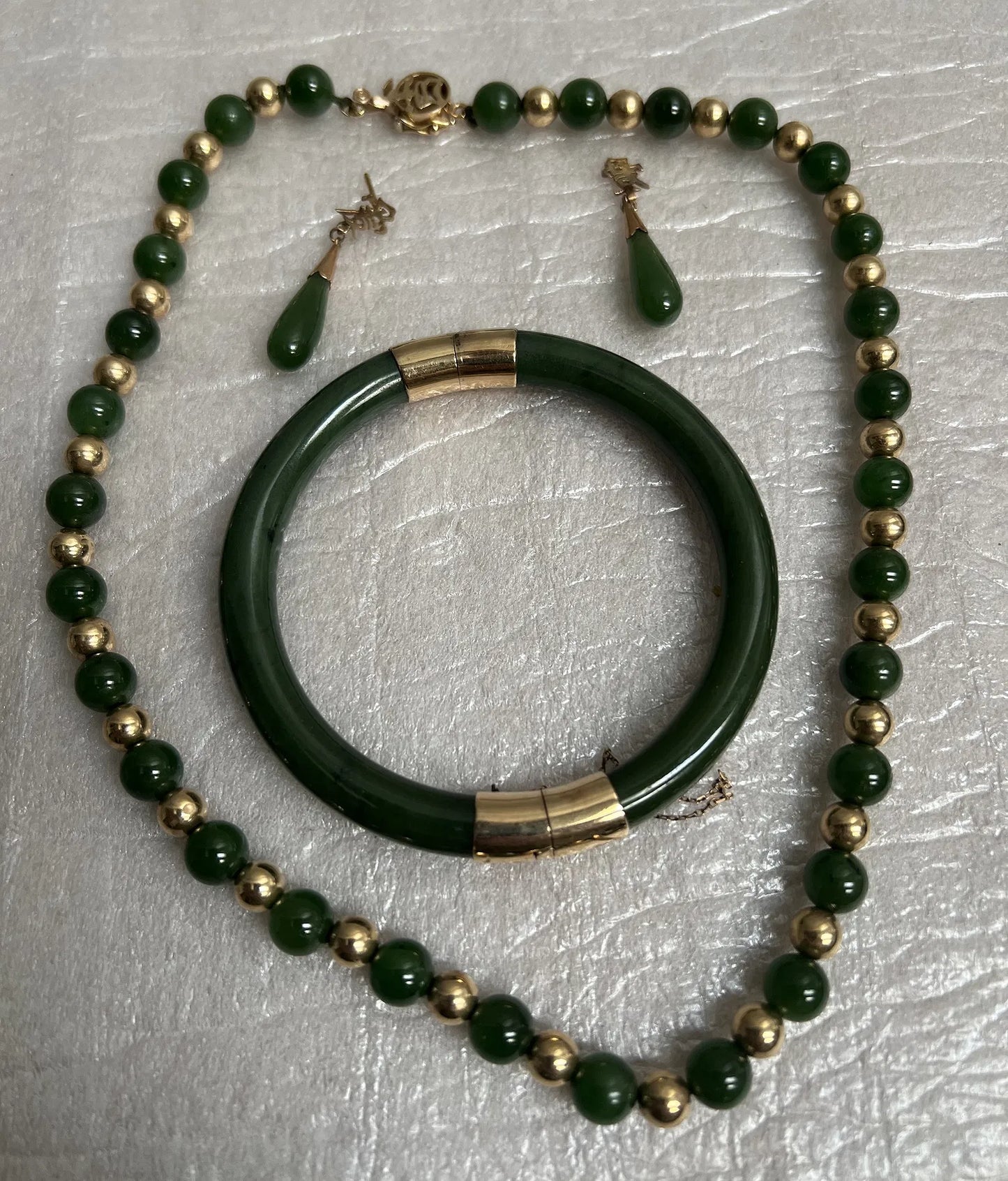 Three Piece Spinich Jade and 14K Gold Jewelery Set